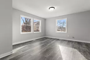 1313 Irving Ave N, Minneapolis, MN 55411 - Photo 2