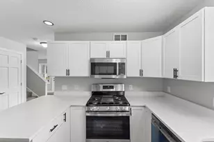 1313 Irving Ave N, Minneapolis, MN 55411 - Photo 14