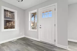 1313 Irving Ave N, Minneapolis, MN 55411 - Photo 6