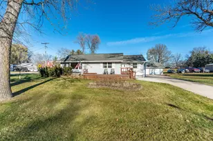 406 W Main St, Battle Lake, MN 56515 - Photo 4