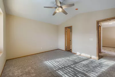 7642 Arboretum Village Place, Chanhassen, MN 55317 - Photo 12