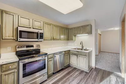 7642 Arboretum Village Place, Chanhassen, MN 55317 - Photo 2