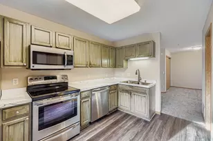 7642 Arboretum Village Pl, Chanhassen, MN 55317 - Photo 2