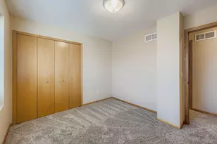 7642 Arboretum Village Pl, Chanhassen, MN 55317 - Photo 16