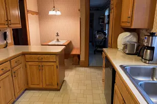 724 S Marshall Ave, Litchfield, MN 55355 - Photo 12