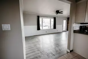 208 Powers Ave N, Alden, MN 56009 - Photo 20