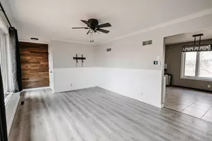 208 Powers Ave N, Alden, MN 56009 - Photo 16