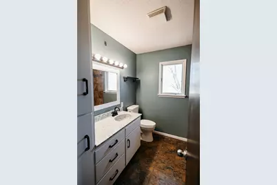 208 Powers Avenue N, Alden, MN 56009 - Photo 4