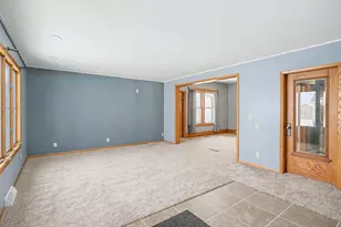625 1st St, Kenyon, MN 55946 - Photo 10