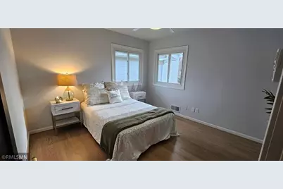 686 Wheaton Avenue, Roseville, MN 55113 - Photo 12