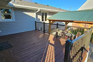 686 Wheaton Ave, Roseville, MN 55113 - Photo 26