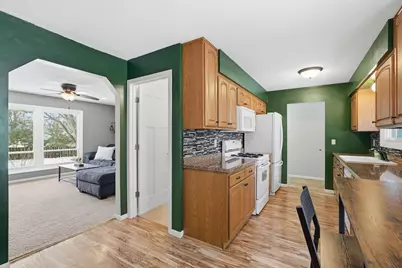 8605 Ivywood Avenue S, Cottage Grove, MN 55016 - Photo 8