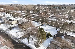 8605 Ivywood Ave S, Cottage Grove, MN 55016 - Photo 38