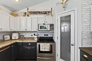 860 527th Cir, Stanchfield, MN 55080 - Photo 12
