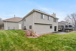 9213 Yates Bay N, Brooklyn Park, MN 55443 - Photo 64