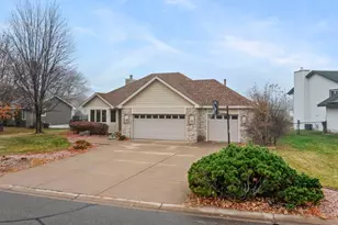 9213 Yates Bay N, Brooklyn Park, MN 55443 - Photo 4