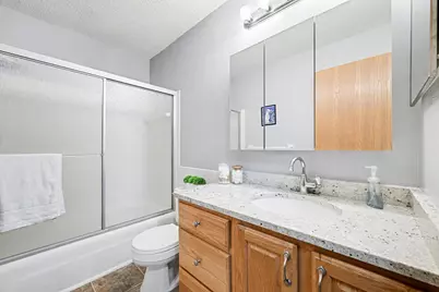 1690 Highway 36 W #224, Roseville, MN 55113 - Photo 14