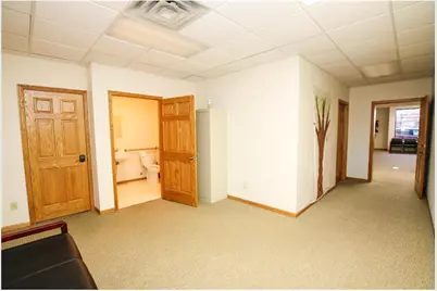 121 5th Avenue W, Alexandria, MN 56308 - Photo 4