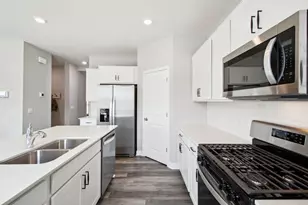 480 Blueridge St, Delano, MN 55328 - Photo 4