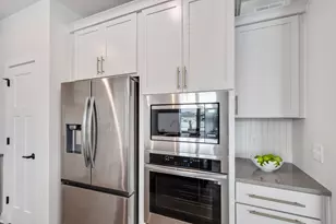 10261 Shadyview Ln N, Maple Grove, MN 55311 - Photo 10