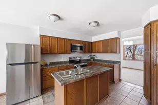2243 Mahogany Way, Eagan, MN 55122 - Photo 4