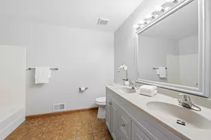 2243 Mahogany Way, Eagan, MN 55122 - Photo 20