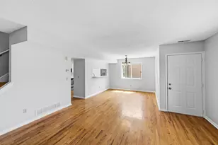 15964 Granada Ave, Apple Valley, MN 55124 - Photo 4