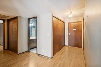 9600 Portland Avenue S #109, Bloomington, MN 55420 - Photo 4