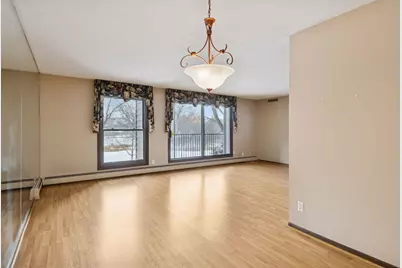 9600 Portland Avenue S #109, Bloomington, MN 55420 - Photo 8