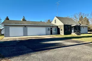 119 Elm Ave NE, Menahga, MN 56464 - Photo 2