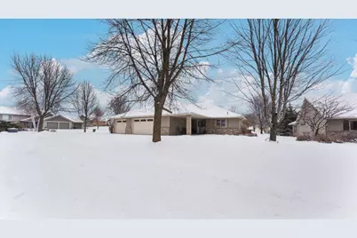 811 Westland Street, New London, MN 56273 - Photo 2