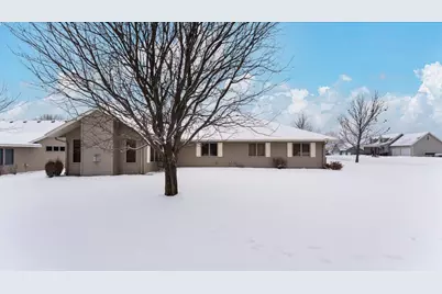 811 Westland Street, New London, MN 56273 - Photo 6