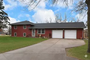 8078 Homestead Ave S, Cottage Grove, MN 55016 - Photo 1