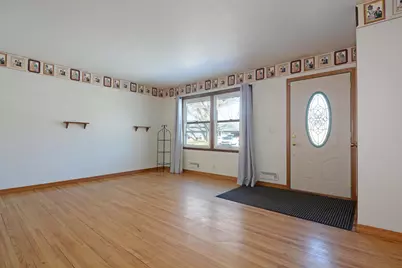 8078 Homestead Avenue S, Cottage Grove, MN 55016 - Photo 8