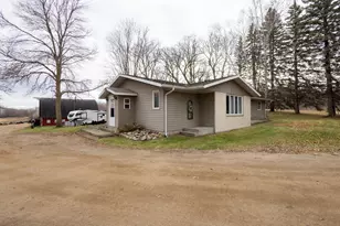 20468 Appaloosa Rd, Pelican Rapids, MN 56572 - Photo 2
