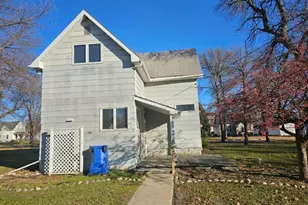 415 Central Ave, Madison, MN 56256 - Photo 12