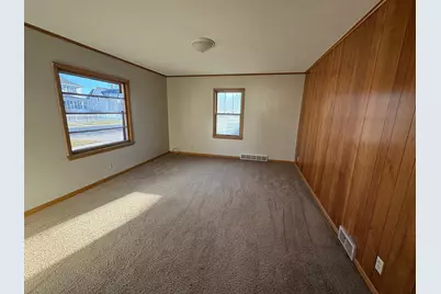 320 13th Street S, Benson, MN 56215 - Photo 8