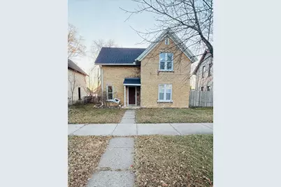 421 17th Avenue N, Saint Cloud, MN 56303 - Photo 1