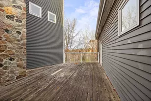 1560 Bluff Creek Dr, Chanhassen, MN 55318 - Photo 56