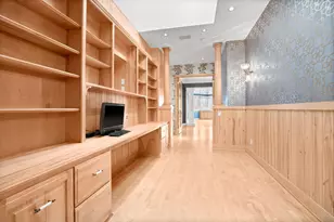 1560 Bluff Creek Dr, Chanhassen, MN 55318 - Photo 26