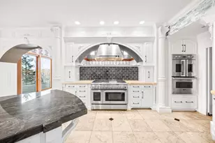 1560 Bluff Creek Dr, Chanhassen, MN 55318 - Photo 16