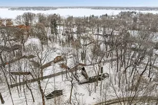 10 Birch Bluff Rd, Tonka Bay, MN 55331 - Photo 6