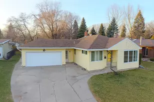 2115 7th St S, Moorhead, MN 56560 - Photo 1