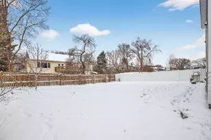 718 68th Ln N, Brooklyn Center, MN 55430 - Photo 36