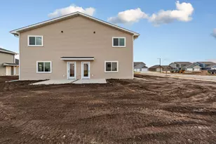 3200 Noble Dr, Mankato, MN 56001 - Photo 32