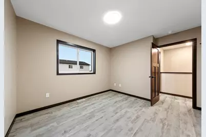 3200 Noble Drive, Mankato, MN 56001 - Photo 30