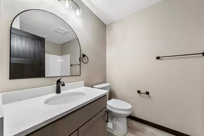 3200 Noble Drive, Mankato, MN 56001 - Photo 28