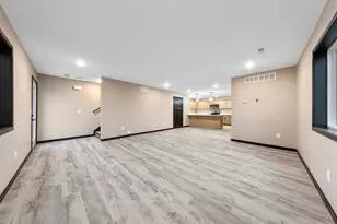 3200 Noble Dr, Mankato, MN 56001 - Photo 16