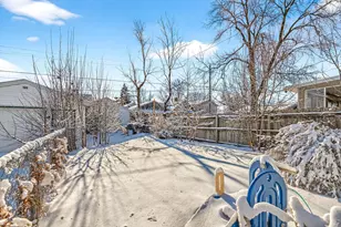 274 Wyoming St E, Saint Paul, MN 55107 - Photo 32