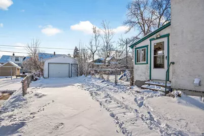 274 Wyoming Street E, Saint Paul, MN 55107 - Photo 30